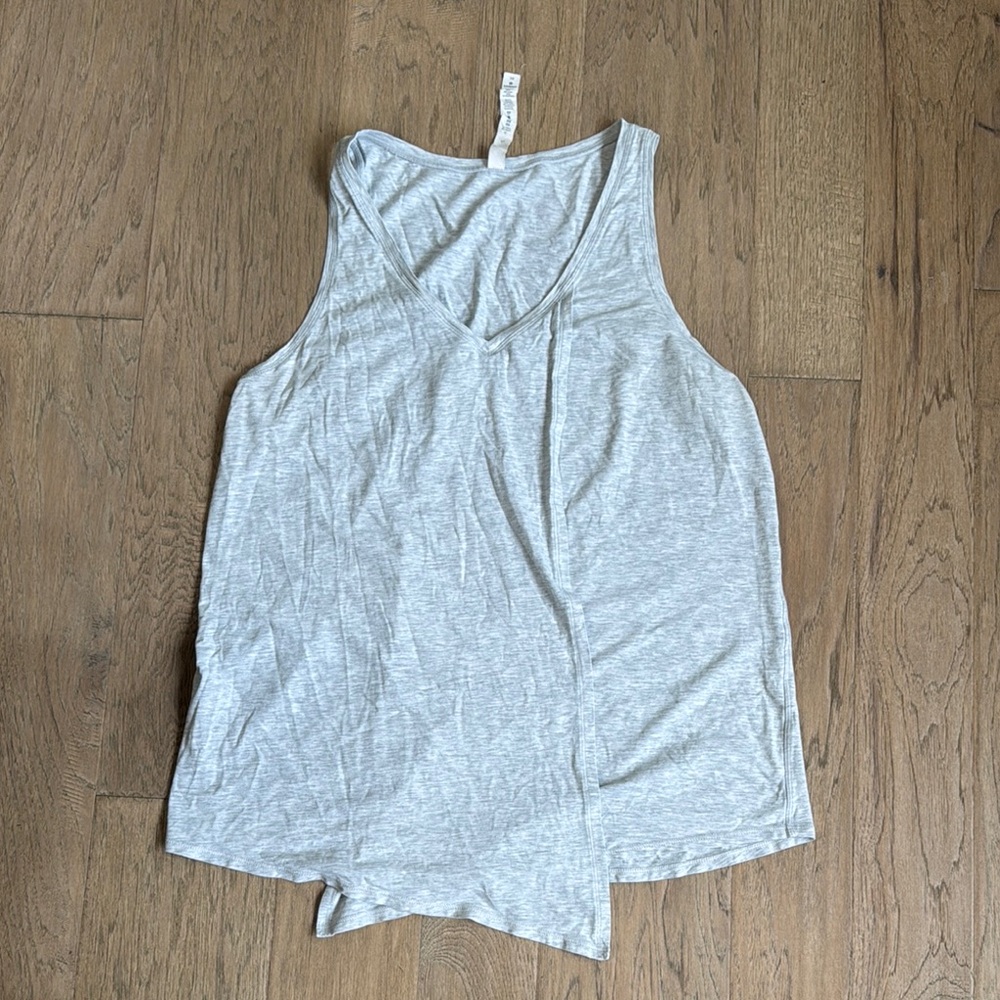 Lululemon Knot A Problem Tank Heathered Core Ultra Light Grey Size 10 - Picture 6 of 12
